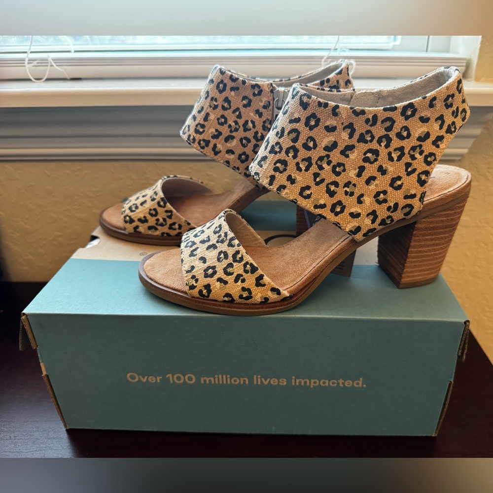 BNIB - Toms Mallorca Cutout Heeled Sandals Leopard Print